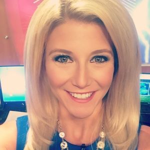 Meet your Posher, Cassandra